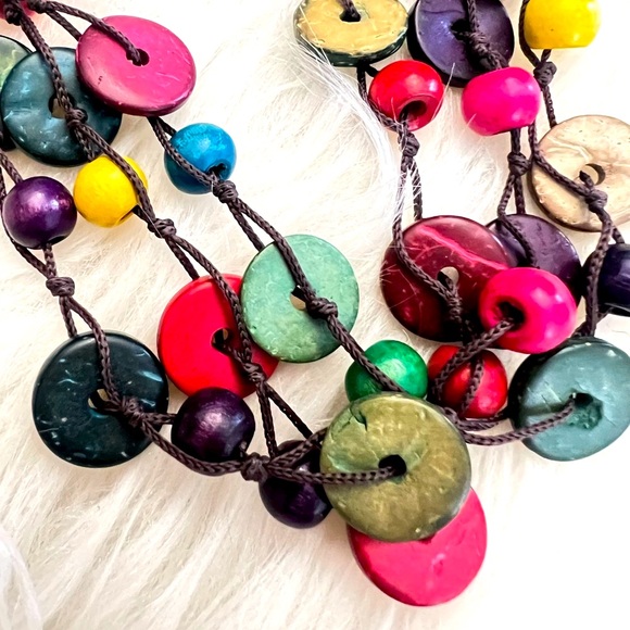 Handmade Colorful Wood 🪵 Women’s Necklace - Picture 3 of 6